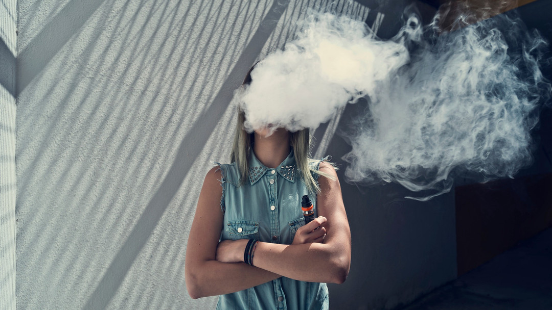 3000 cas de maladie recenss au Canada | Jeunes de 18 ans et moins: le  vapotage est de nouveau sur la sellette  98.5 Montral