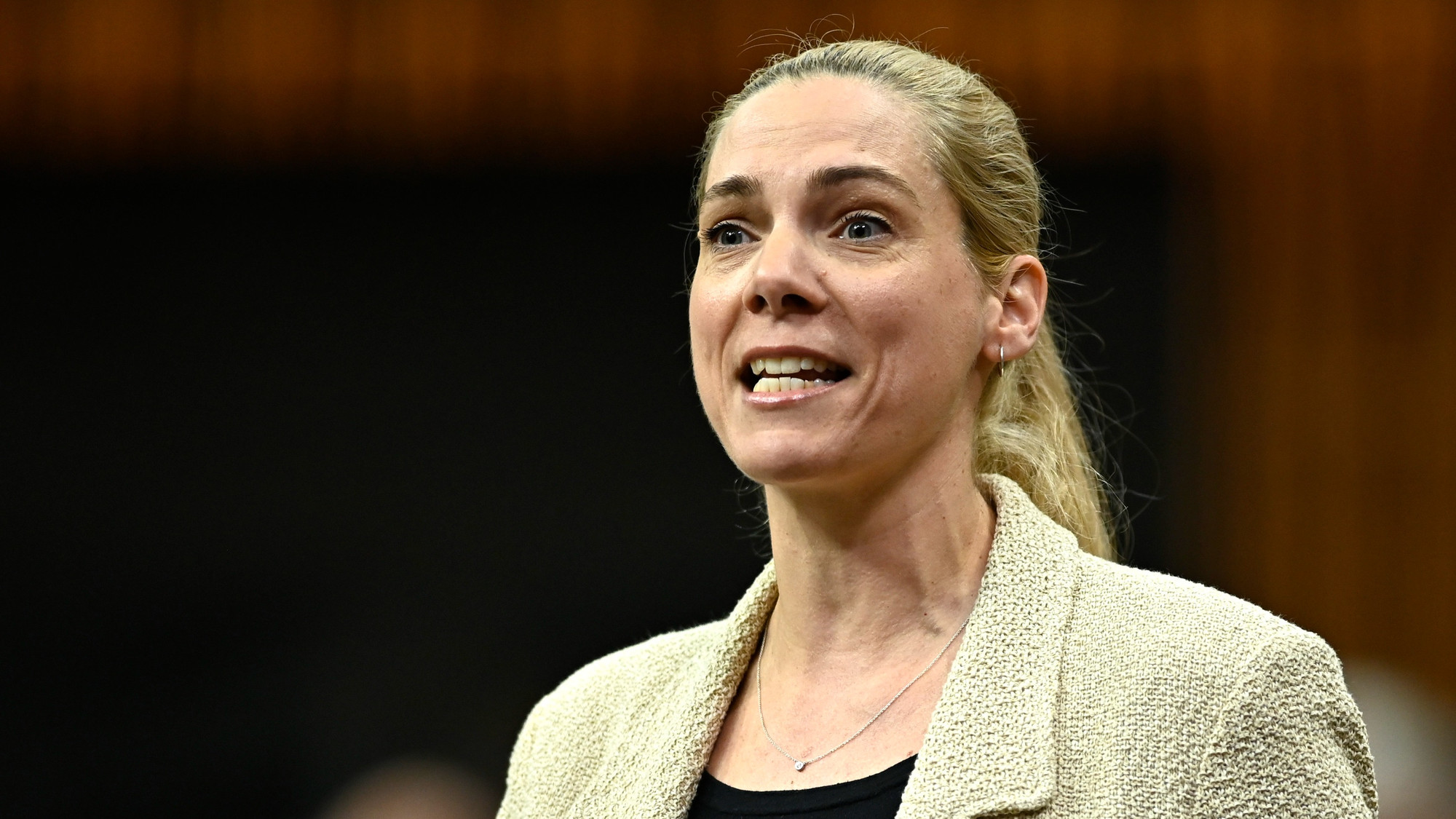 Abus dans le sport La nouvelle réforme de la ministre fédérale