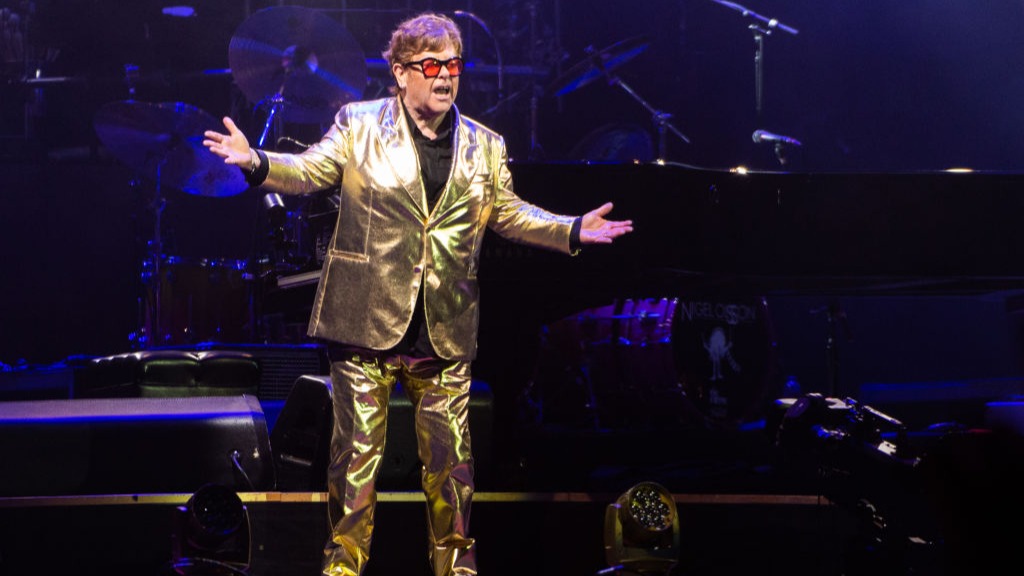 Festival De Glastonbury | Elton John A Fait Ses «adieux» Au Public ...