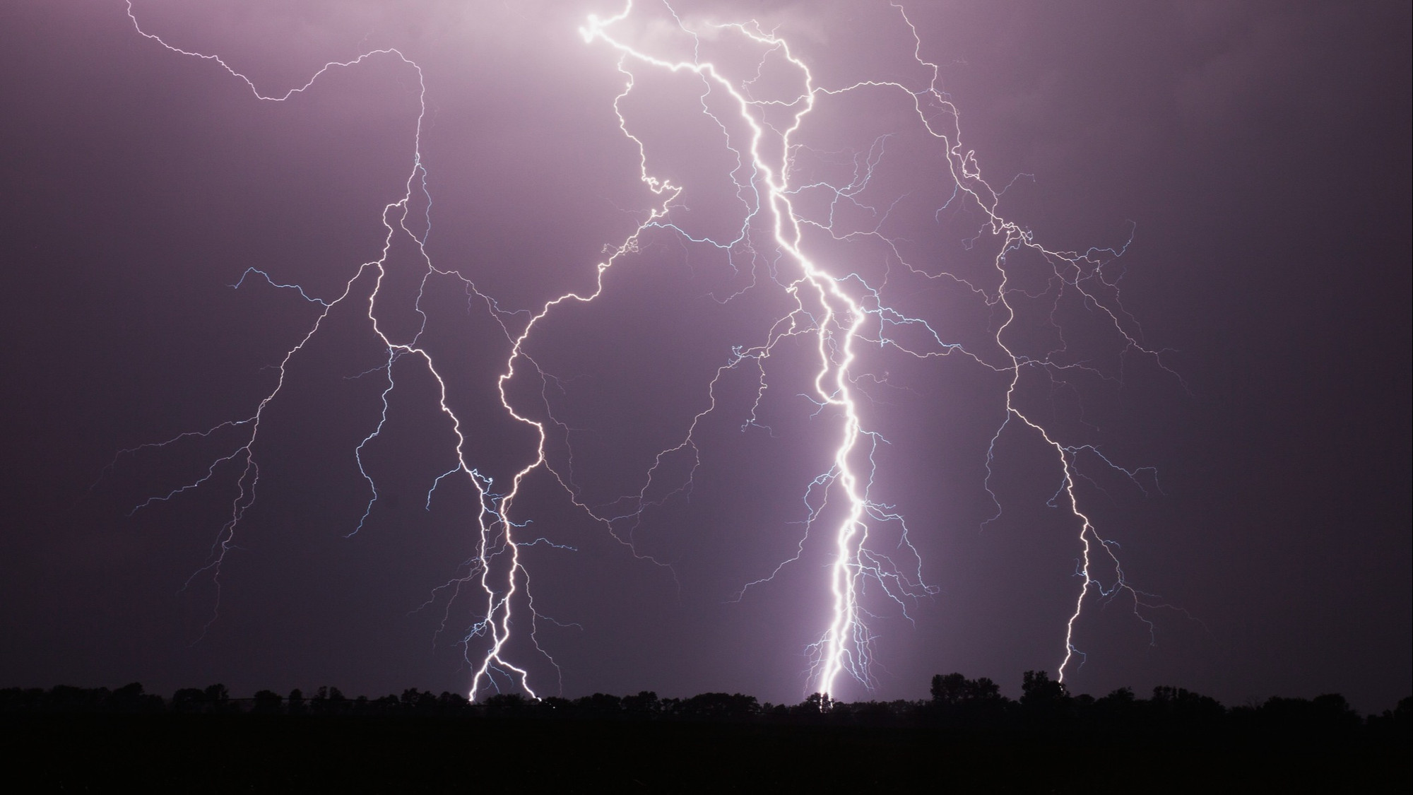 Météo | Des orages violents et la fin de la canicule — 98.5 Montréal
