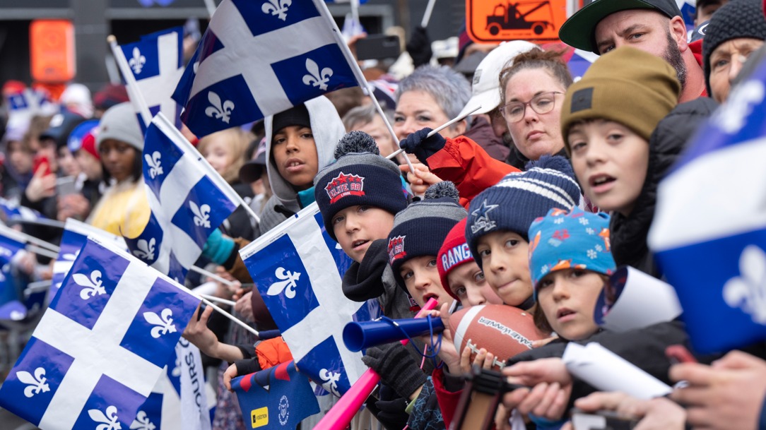 Les amateurs nombreux au défilé des Alouettes | «J’ai senti qu’ils ont ...