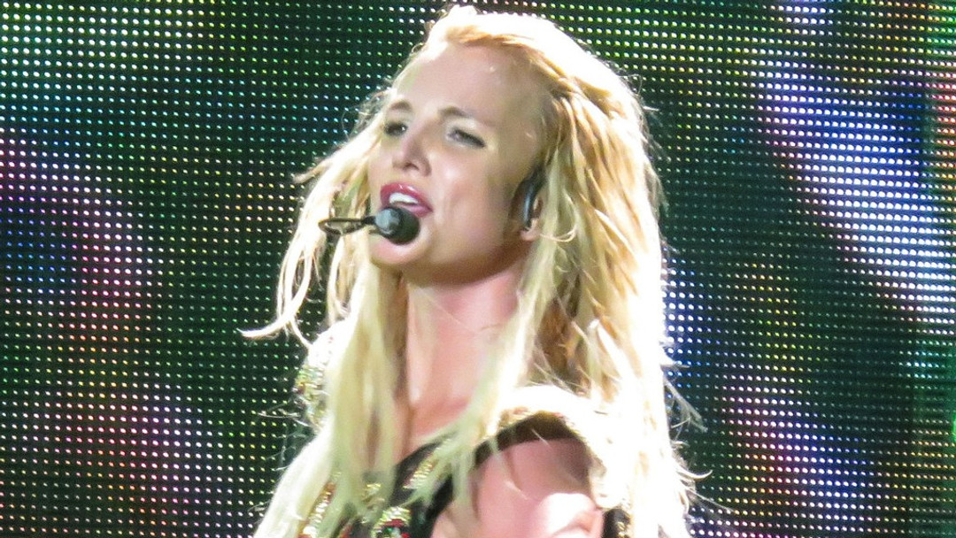 Britney Spears believes 'being single is awesome' — The Beat 92.5
