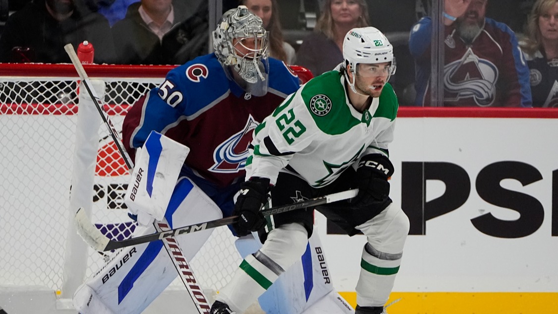 Il Commence La Saison à Dallas | Mavrik Bourque S'est Taillé Un Poste ...