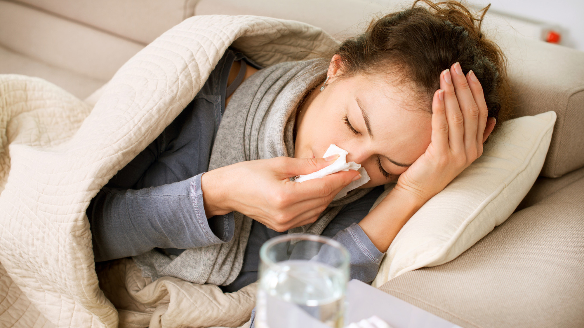 Quebec Emergency Rooms Overwhelmed by Holiday Illnesses: "We're in a Completely Normal Year" — 98.5 Montréal - News Directory 3