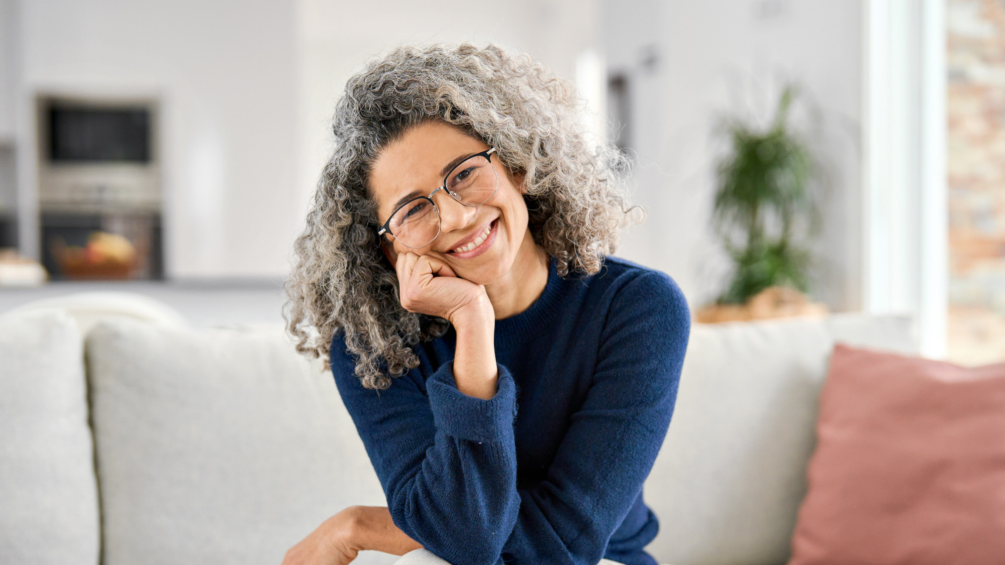 Peut-on retarder l'apparition des cheveux blancs?