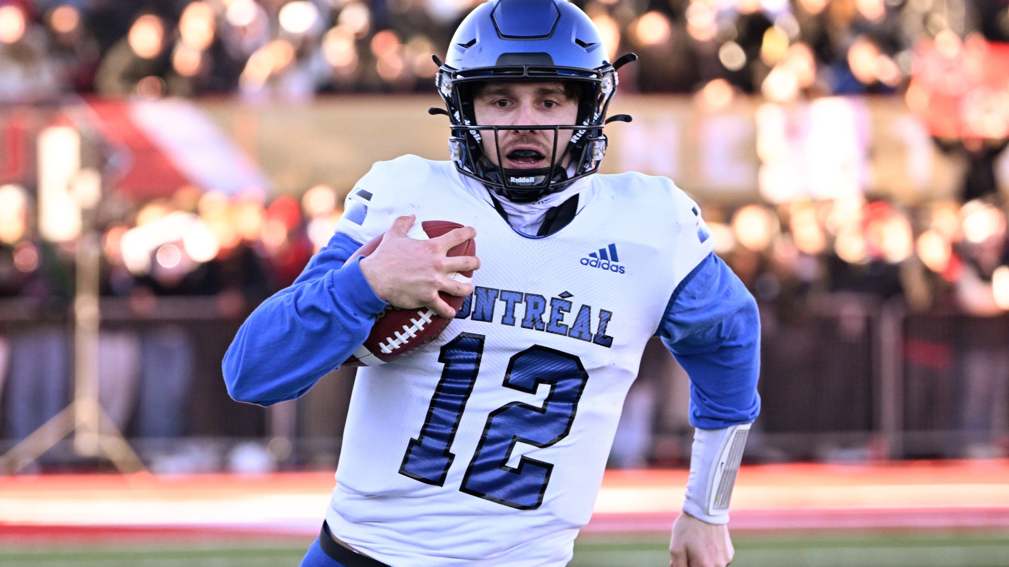 Jonathan Rouge Rouge et Noir 23 - Alouettes 7 | «C'était ma première fois donc il y ...
