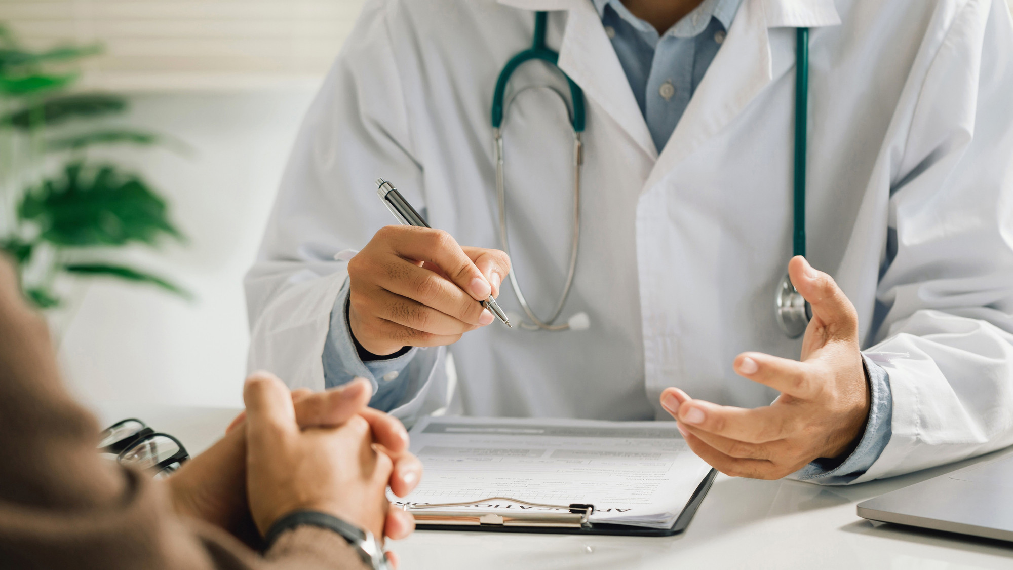 Dossiers Santé Numériques: Retards Possibles pour Traitements du Cancer - santé news from 98.5 Montréal