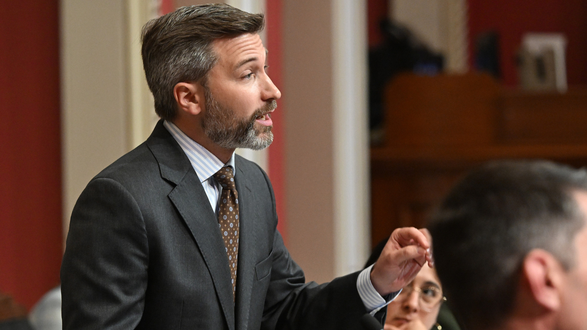 Disparité marquée dans les investissements | Construction d'écoles ...